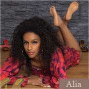 Allyoucanfeet model Alia profile picture
