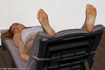 small preview pic number 135 from set 2819 showing Allyoucanfeet model Katy