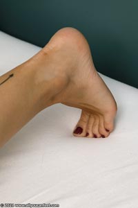 small preview pic number 126 from set 2924 showing Allyoucanfeet model Cloe