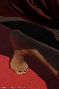 small preview pic number 117 from set 3002 showing Allyoucanfeet model Luca