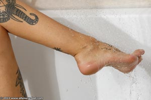small preview pic number 116 from set 3138 showing Allyoucanfeet model Maggy