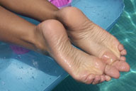 small preview pic number 2 from set 1050 showing Allyoucanfeet model Lina