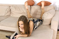 small preview pic number 5 from set 914 showing Allyoucanfeet model Bea